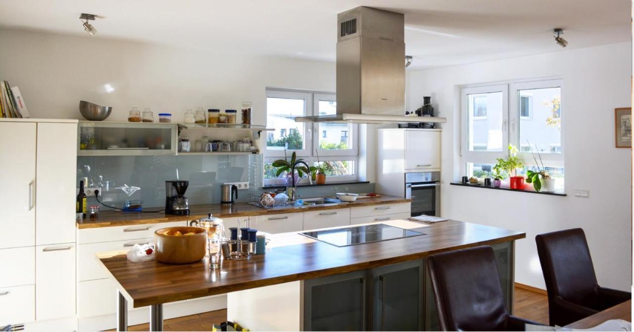 Apartment Und Privatzimmern In Freiburg Buitenkant foto