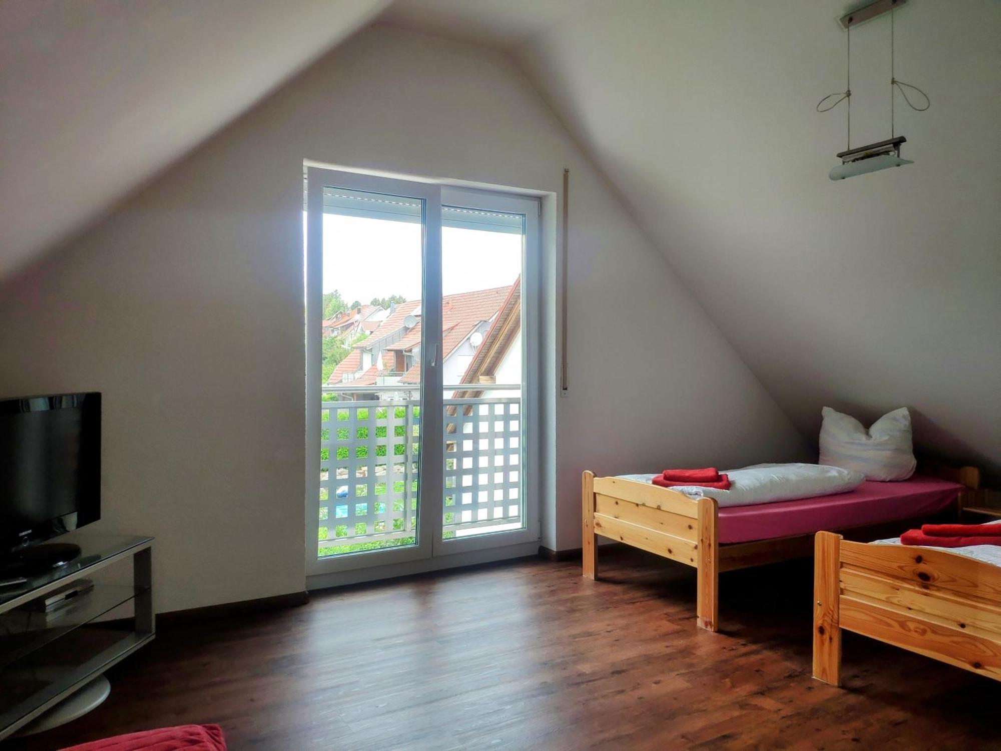Apartment Und Privatzimmern In Freiburg Kamer foto